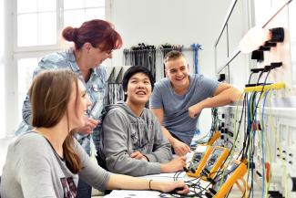 Berufsfachschule Dual